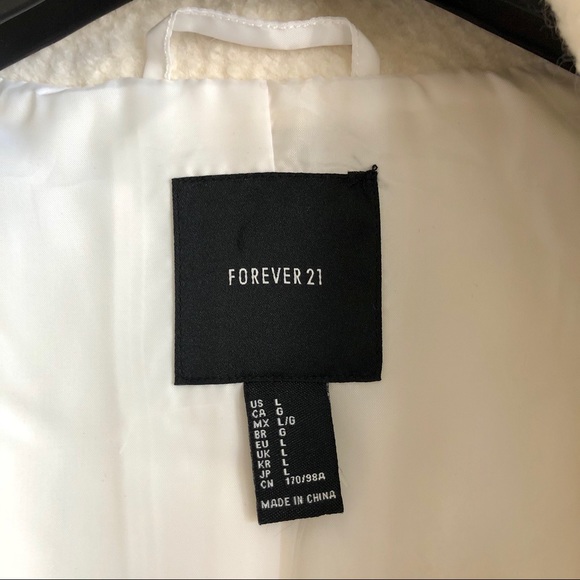 Forever21 coat - Picture 4 of 7